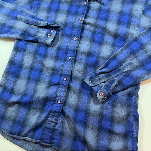 Vtg Woolrich Blue Plaid Button Up Flannel Long Sleeve Shirt Sz Med Outdoor - Picture 2 of 6